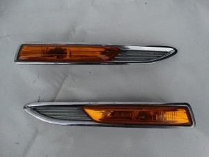 KIERUNKOWSKAZ BŁOTNIKA LEWY PRAWY FORD MONDEO MK4 F-VAT