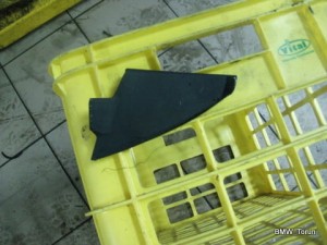 OSŁONA MASKOWNICA LUSTERKA PRAWA BMW E36 COUPE