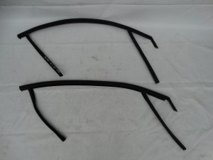 USZCZELKA SZYBY DRZWI PRZÓD LEWA PRAWA FORD MONDEO MK4 F-VAT