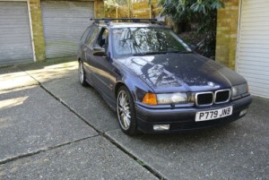 DRZWI TYŁ LEWE BMW E36 KOMBI IRAVIOLET