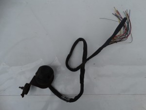 WIĄZKA INSTALACJA GNIAZDO HAKA HOLUJĄCEGO RENAULT OPEL SKODA AUDI VW F-VAT