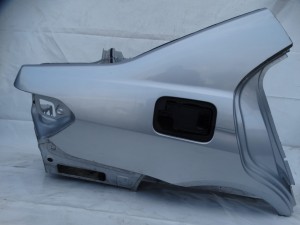 BŁOTNIK PRAWY TYŁ TYLNY ĆWIARTKA MERCEDES W212 SEDAN F-VAT