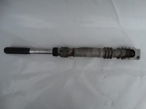 KRZYŻAK KOLUMNY KIEROWNICZEJ MERCEDES W204 W212 A2044620278 F-VAT