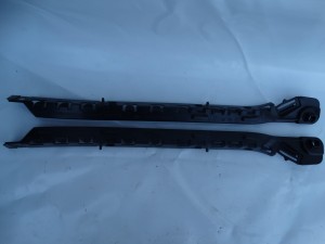 ŚLIZG MOCOWANIE ZDERZAKA TYŁ TYLNY LEWY PRAWY MERCEDES W212 SEDAN A2128850142 F-VAT