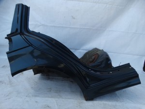 BŁOTNIK PRAWY TYŁ TYLNY PRÓG ĆWIARTKA BMW E39 F-VAT
