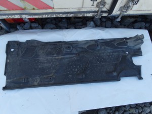 OSŁONA PŁYTA PODWOZIA PRAWA 5N0825202 VW TIGUAN 5N F-VAT