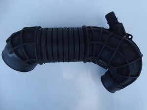 RURA DOLOT POWIETRZA AUDI A4 B7 8E0129615J 2.0 TDI F-VAT