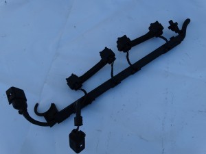 WIĄZKA WTRYSKIWACZY KOSTKA WTYCZKA VW AUDI SKODA SEAT F-VAT