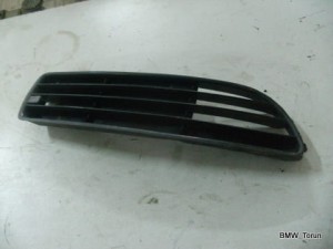 KRATKA ZDERZAKA PRZÓD AUDI A4 B5