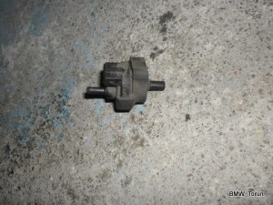 ZAWÓR PODCIŚNIENIA BMW E36