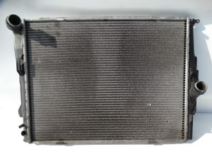 CHŁODNICA WODY E81 E82 E87 E90 E91 E92 E93 1.8 2.0 BENZYNA F-VAT