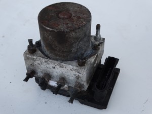 POMPA STEROWNIK ABS 44510-05042 TOYOTA AVENSIS T25 F-VAT