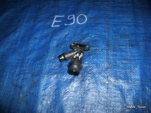 KRÓCIEC WODY 2.0D BMW E87 E90 E91