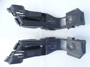 ŚLIZG ZDERZAKA TYŁ TYLNY LEWY PRAWY VW GOLF V 1K6807394 1K6807393 F-VAT