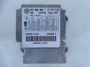MODUŁ SENSOR AIRBAG PODUSZEK VW GOLF V AUDI A3 SKODA SEAT 1K0909605T F-VAT