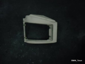 OSŁONA SCHOWEK MAŁY KIEROWCY EUROPA BMW E39