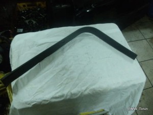 OSŁONA MASKOWNICA LISTWA KLAPY P COMPACT BMW E46