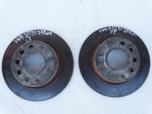 TARCZE HAMULCOWE TYŁ TYLNE VW GOLF V 255mm F-VAT