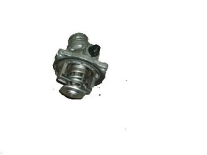 TERMOSTAT OBUDOWA 4.4 4.0 V8 BMW E38
