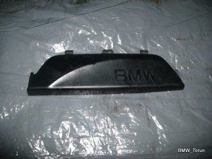 OSLONA MASKOWNICAPROGU TYŁ LEWA BMW E87
