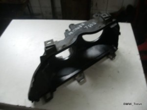 OBUDOWA PUSZKA LAMPY PRZÓD LEWA BMW E39