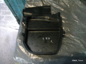 PODSZYBIE OSŁONA MOCOWANIE LEWE BMW E87 E90