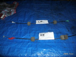 LINKA KLAMKI PRZÓD PRAWA MONDEO MK3