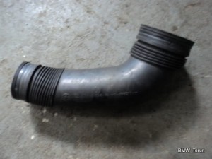 RURA PRZEPŁYWOMIERZA 2.5 V6 OMEGA B