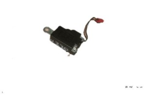WZMACNIACZ ANTENY RADIA MERCEDES S W220