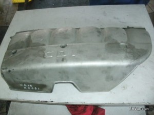 OSŁONA POKRYWA SILNIKA 3.2CDI MERCEDES E W210