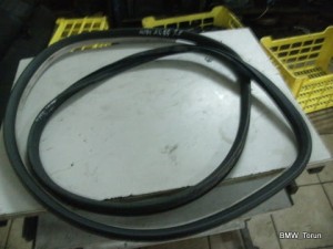 USZCZELKA DRZWI PRZÓD PRAWA AUDI A4 B5