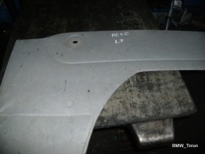 BOCZEK DRZWI TAPICERKA LEWA MERCEDES MB100