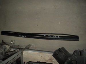 LISTWA LISTWY BOCZNA DRZWI PRZÓD  L,P BMW E46