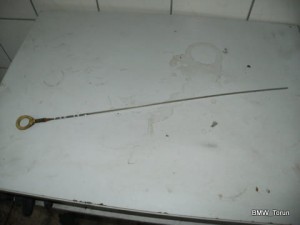MIARKA OLEJU 1.8 AVENSIS II T25