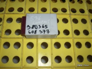 MODUŁ STEROWNIK KOMPUTER EWS BMW E36