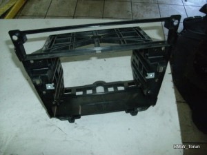 RAMKA MOCOWANIE NAVI RADIA BMW E60 E61