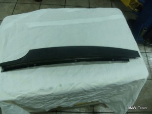 LISTWA PIONOWA PRAWA COMPACT BMW E46