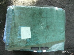 SZYBA DRZWI TYŁ PRAWA SEDAN F-VAT CIVIC VII