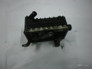 CHŁODNICZKA OLEJU 1.8 TDS BMW E36