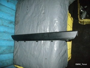 LISTWA OSŁONA MASKOWNICA BMW E87