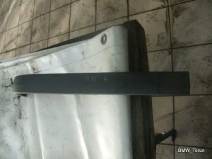 LISTWA ZDERZAKA PRZÓD LEWA KOMBI SEDAN BMW E36