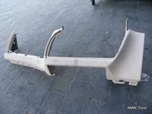 DESKA ROZDZIELCZA KOKPIT DÓŁ DOLNA CZĘŚĆ BMW E39