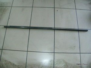 LISTWA DRZWI PRZÓD LEWA MERCEDES E W210