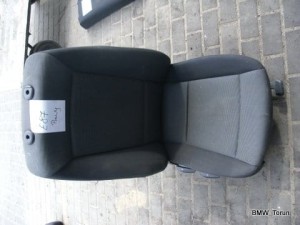 FOTEL PASAŻERA PRAWY TYŁ F-VAT BMW E87