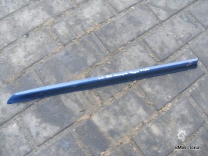 LISTWA BŁOTNIKA TYŁ LEWA BMW E46 COUPE TOPASBLAU