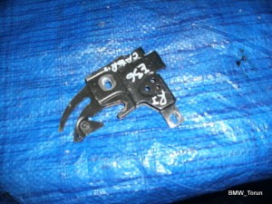 ZAMEK LINKA DACHU PRAWA BMW E36 CABRIO