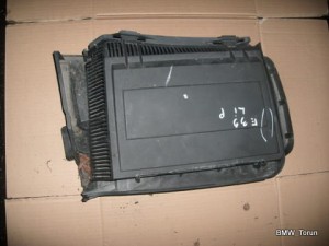 OBUDOWA FILTRA POWIETRZA PRAWA BMW E39 LIFT