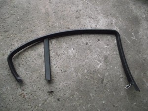 RAMKA LISTWA USZCZELKA DRZWI TYŁ LEWA BMW E46
