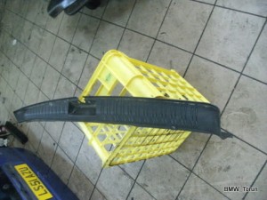 OSŁONA MASKOWNICA PASA TYŁ KOMBI MONDEO MK3