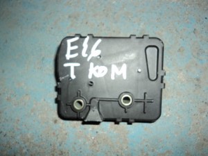 ZAMEK SZYBY TYLNEJ TYŁ BMW E46 KOMBI